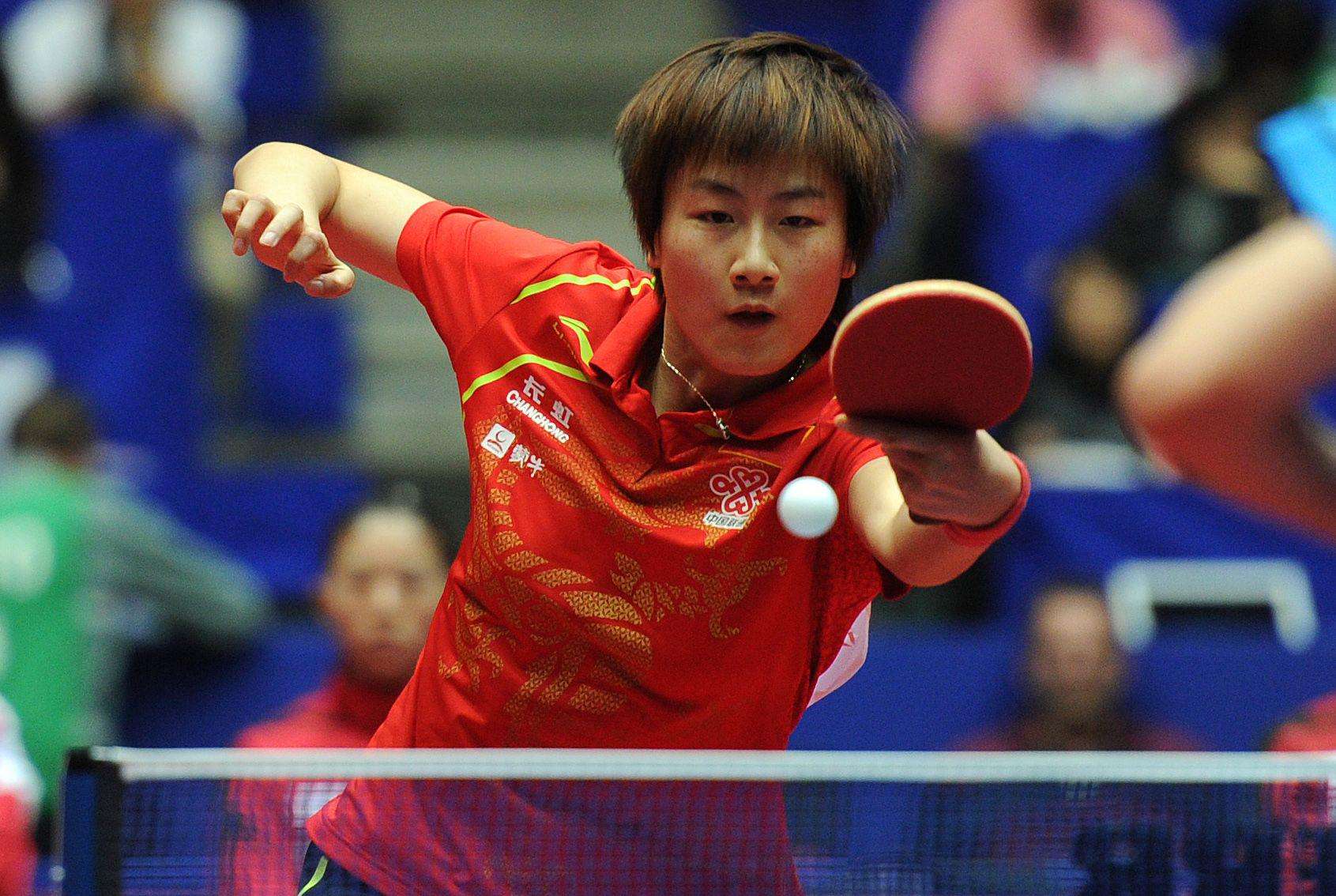 骄傲！国乒女团看台上全是世界冠军-中国网